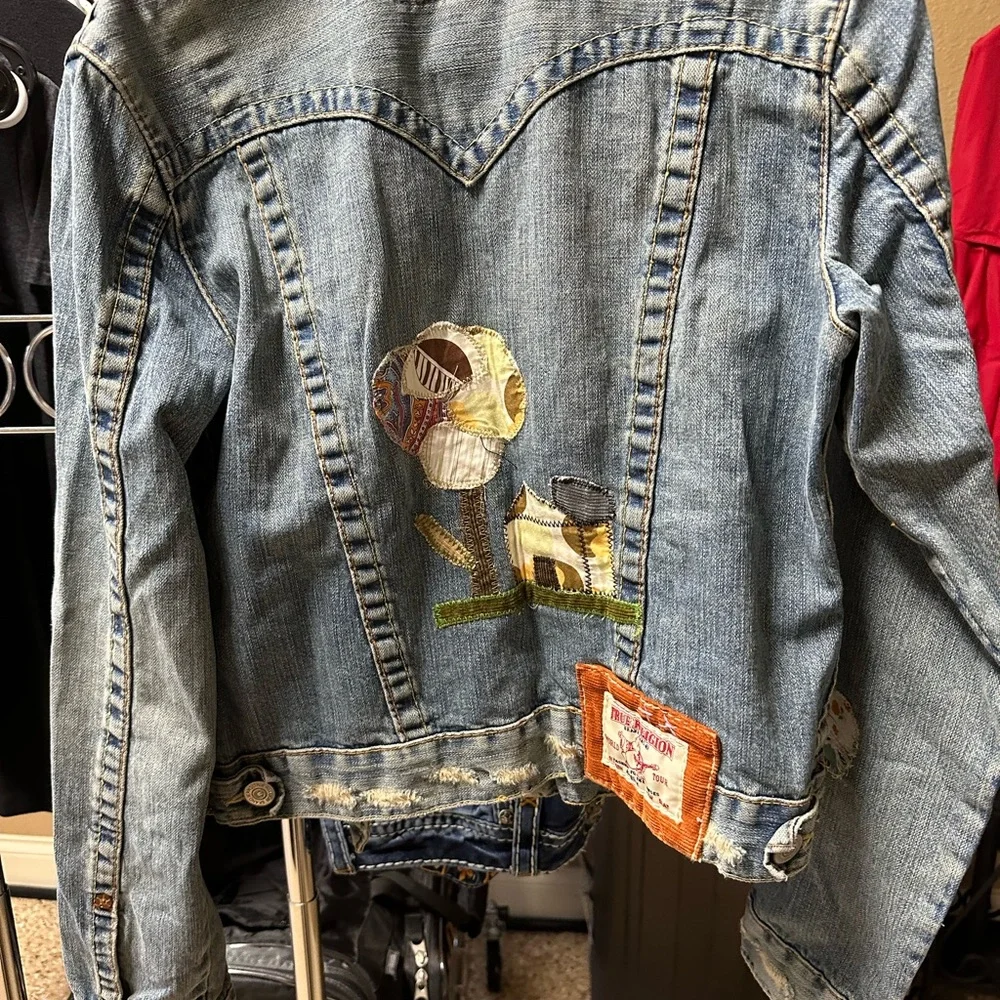 True religion jacket. - Picture 4 of 7